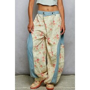 POL Floral Barrel Fit Wide Leg Contrast Panel Cotton Pants Cream Rose Print M